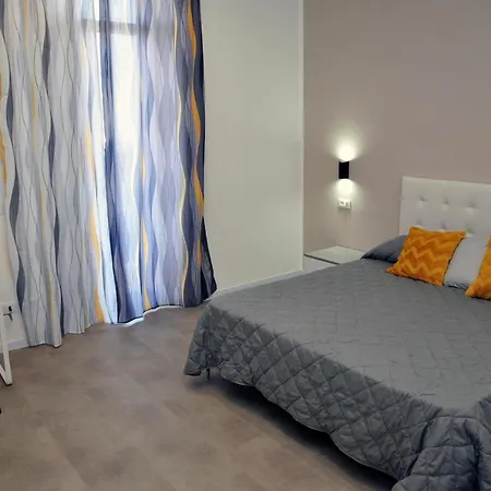 Bed and Breakfast Kamome
